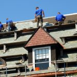 choosing the right roofing contractor 1